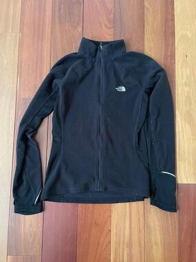 The North Face Women's Black Full-Zip Performance Fleece Jacket